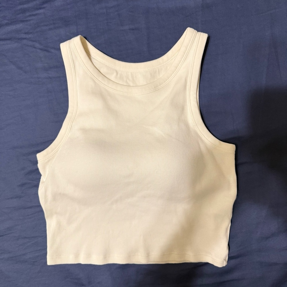 Uniqlo Bra-In Ribbed Tank Top